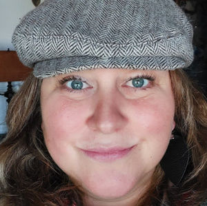 Meet your Posher, Karine